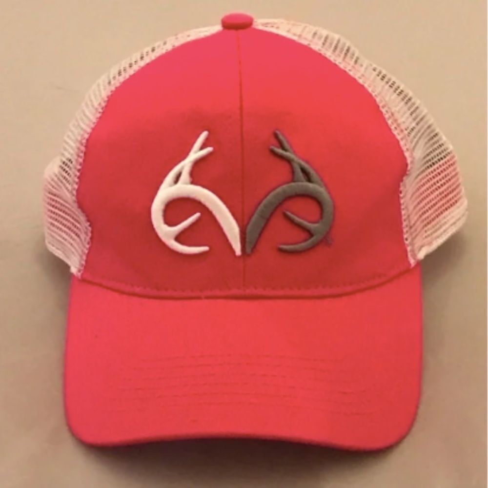 Realtree Pink & White Trucker Hat - Picture 2 of 13